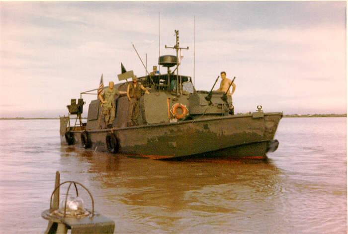 us navy in vietnam war p r